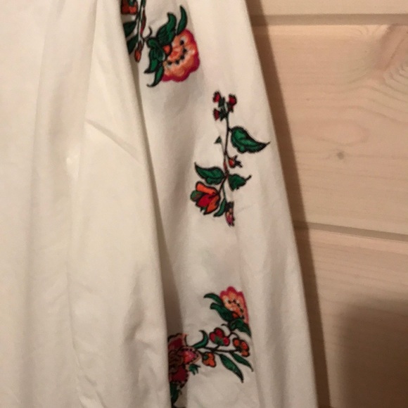 Blouse - Picture 4 of 4